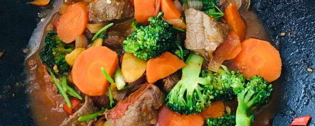 牛肉和胡萝卜可不可以一起吃(牛肉可以与胡萝卜一起吃吗)