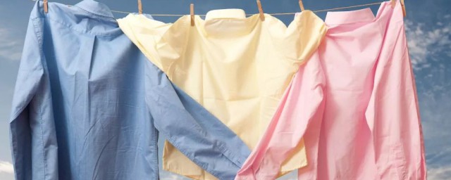 被雨淋过的衣服要不要重新洗(被雨淋的衣服需要再洗洗吗)