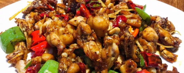 爆炒田鸡怎么做(爆炒田鸡怎么做不粘锅)