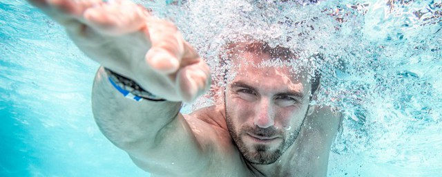 冬泳的锻炼方法(冬泳能锻炼身体吗)