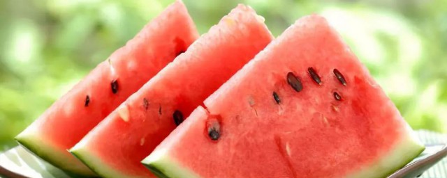 西瓜怎么保存呢(西瓜应该怎样保存)