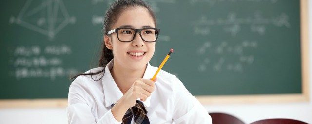 词语不平凡的意思是什么(不平凡用一个词来表示)