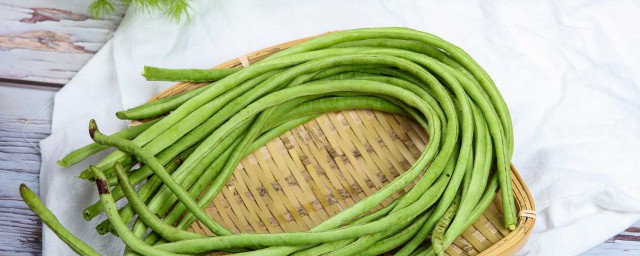 豆角和丝瓜能不能一起炒着吃(丝瓜能和豆角一块炒吗)