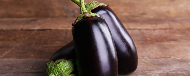 茄子蒸熟放在冰箱冷冻能不能吃(茄子蒸熟了,用冰柜冻起来还能吃吗)