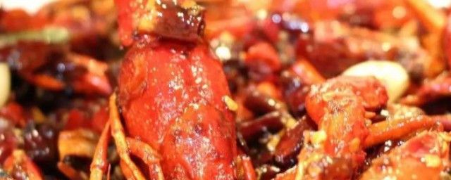 剥小龙虾的技巧(剥小龙虾仁的方法技巧)