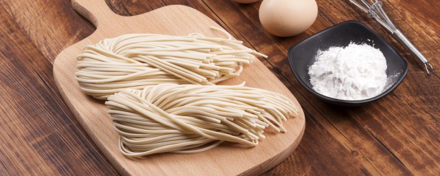 冷面怎么做(冷面怎么做成烤冷面)