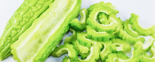 苦瓜功效(苦瓜功效与作用和禁忌)