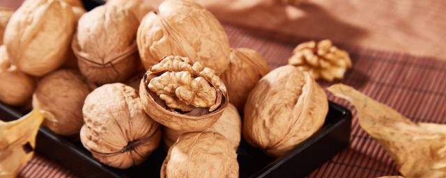 新鲜核桃能否冷冻保存(鲜核桃能冻起来保存吗)