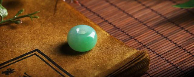 晶莹剔透的拼音怎么读(晶莹剔透的拼音怎么写)