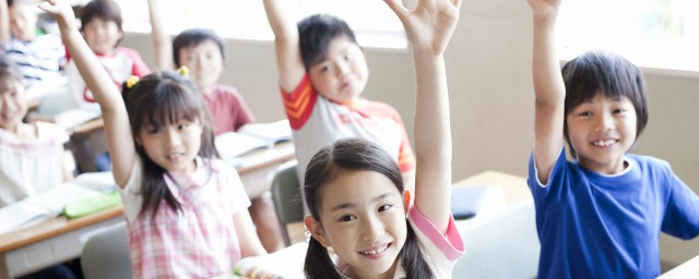 山行原文译文赏析(山行译文及注释)