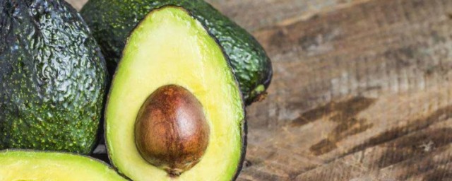 吃牛油果的好处是什么(吃牛油果有什么好处啊)