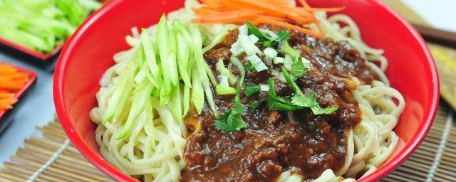 炸酱面的拼音是什么(炸酱面的拼音怎么拼写的)