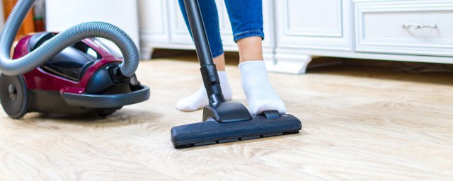 水一般需要多长时间才能到楼下(水一般多久渗透到楼下)