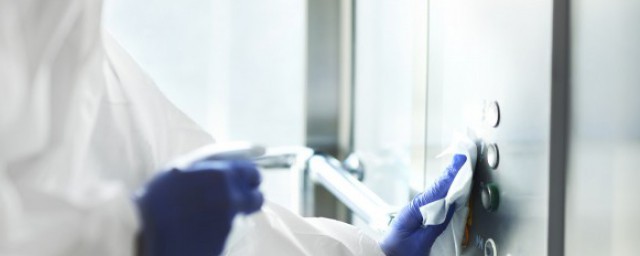 疫情防控手抄报内容是什么(防控疫情手抄报的内容简单)