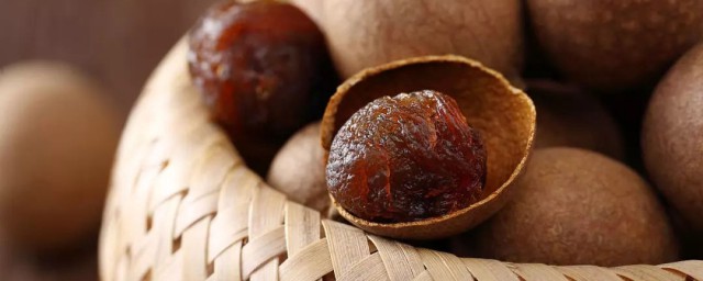 龙眼酒的制作方法介绍(龙眼果酒的制作方法)