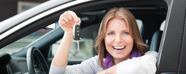 没驾照可以买车和上牌吗(没得驾照可以买车上牌吗)