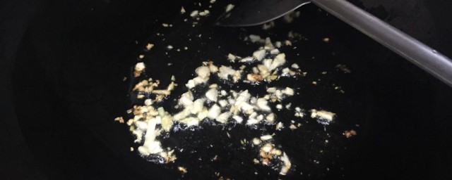 油烫了起泡了怎么处理(油烫伤后起泡了怎么处理方法)