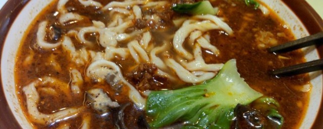 卤肉面怎么做(卤肉面怎么做才好)