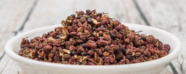 什么原因花椒会变黑(花椒果实发黑原因)