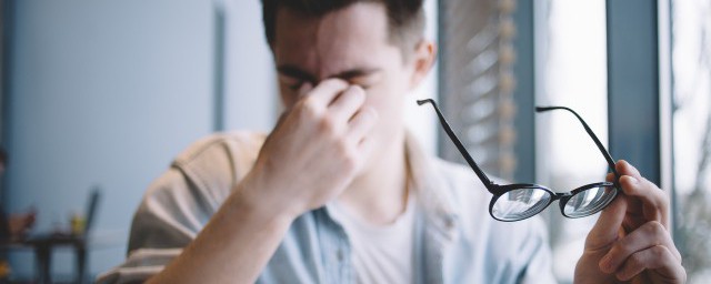 近视散光是啥意思(近视性散光什么意思)