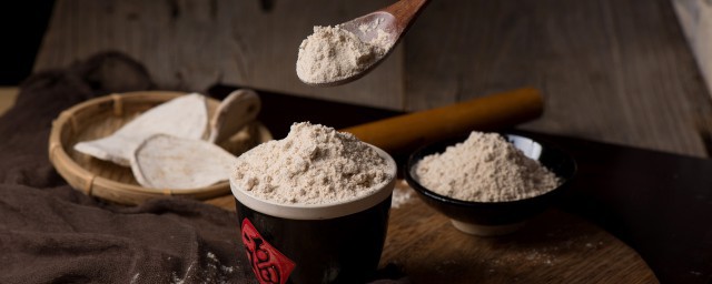 地瓜粉和淀粉是一样的吗(地瓜粉跟淀粉一样吗)