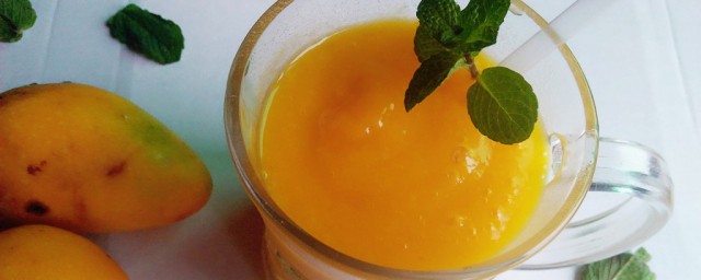 怎么洗干了的芒果汁(芒果汁液怎么洗)