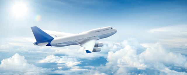 关于隐形眼镜护理液可以带上飞机的问题(隐形眼镜护理液可以带上飞机么)