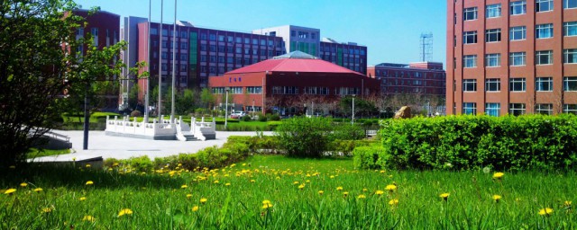 东北师范大学人文学院简介介绍(东北师范大学人文学院官方网站)