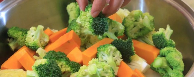 南瓜和西兰花的营养(西兰花南瓜粥营养价值)