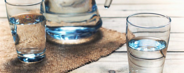 水烧第二次还能不能喝(水烧第二遍还可以喝吗)