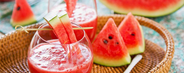 驴肉和西瓜能不能一起吃(驴肉能不能和地瓜一起吃)