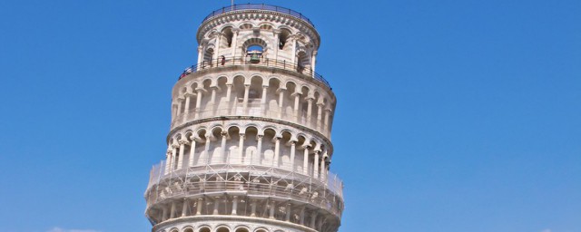 为什么意大利著名比萨斜塔是斜的(意大利最著名的比萨斜塔为什么是斜的)