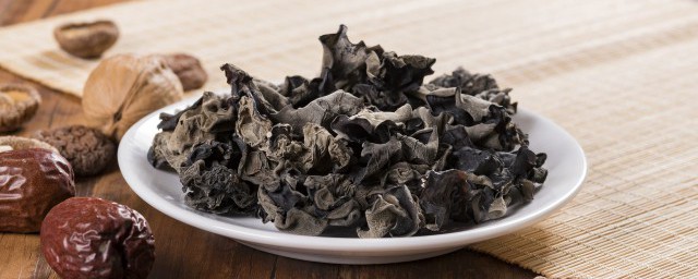 干木耳怎么保存(夏季干木耳怎么保存)