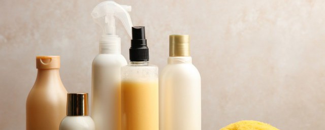 坐火车可不可以带洗发水沐浴露(坐火车可以带洗发水和沐浴露吗)