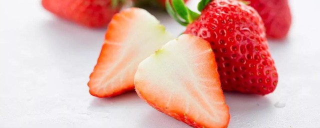 草莓的营养价值介绍(草莓的食用价值简介)