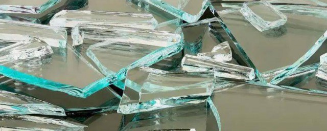 玻璃属于什么垃圾(打碎的玻璃属于什么垃圾)