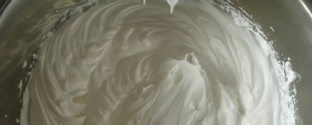 打发的奶油用不完处理方法(奶油打发不了如何补救)