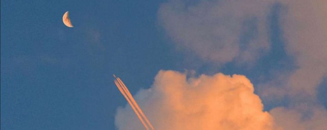 那些一眼就让人惊艳的文案(第一眼就很惊艳的文案)