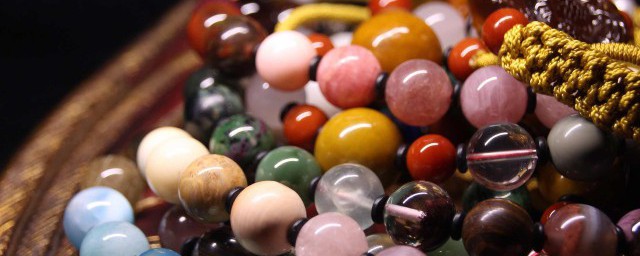 崖柏手串如何清洗最干净(崖柏手串如何保养)