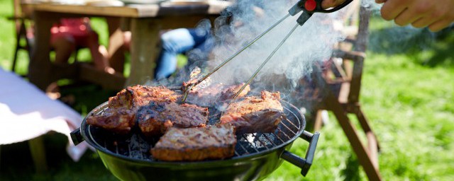 锡纸用来烧烤时的作用是什么(锡纸烤有什么作用)