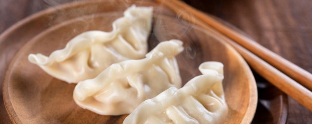 中国传统美食简单介绍(中国传统文化美食介绍)