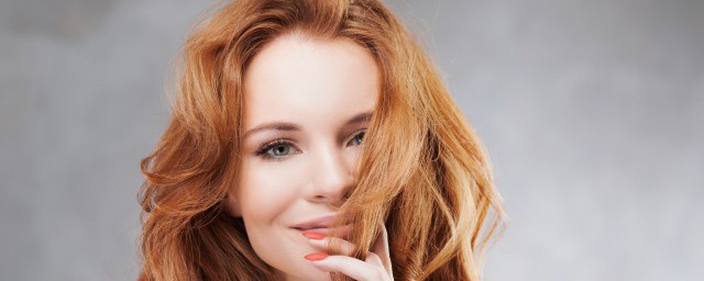 假发怎么清洗(假发怎么清洗和护理)