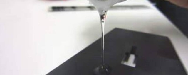 让凝固的胶水化开的技巧(胶水凝固怎么化开)