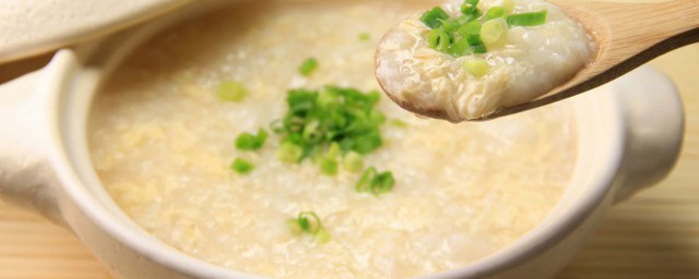 稀饭煮要多长时间(稀饭要多久煮好)