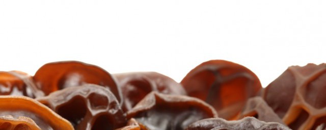 木耳怎样清洗(木耳怎样清洗才能又快又干净)