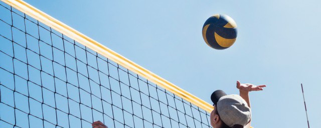 排球能不能用脚(排球能不能用脚踢球)