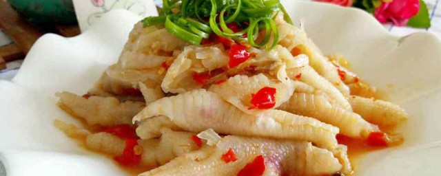 柠檬泡椒凤爪做法介绍(柠檬泡椒凤爪的做法步骤)