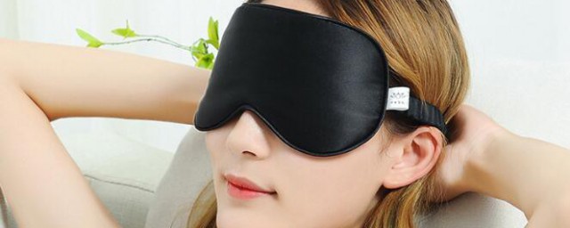 冰袋眼罩可不可以整晚戴(眼罩要不要冰袋呢)