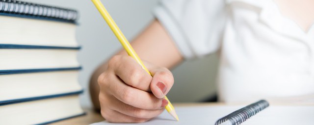 臣之壮也犹不如人的之的含义(臣之壮也不如人,今何及)