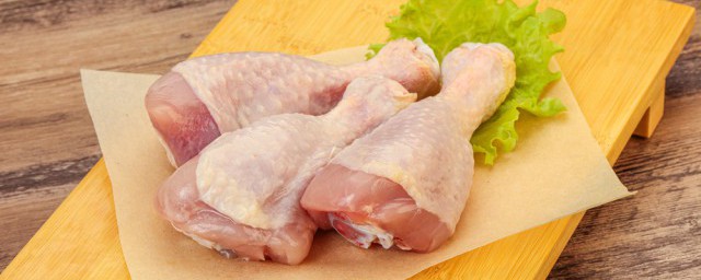 煮鸡腿需要多久(一般煮鸡腿需要多长时间)